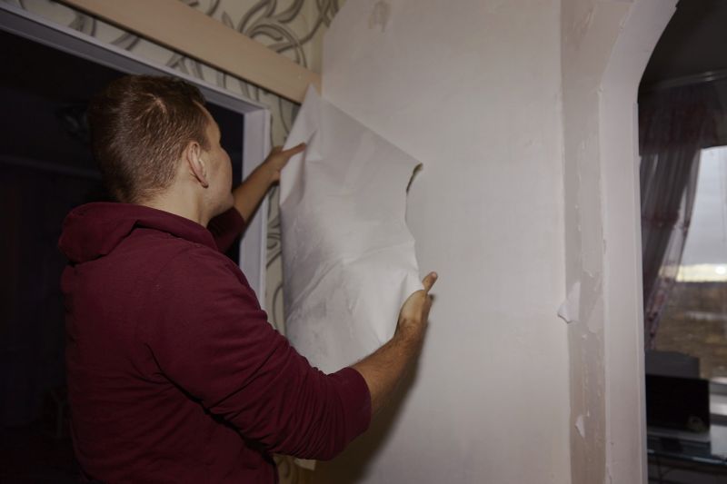 Wallpaper Stripping in Kansas City, KS